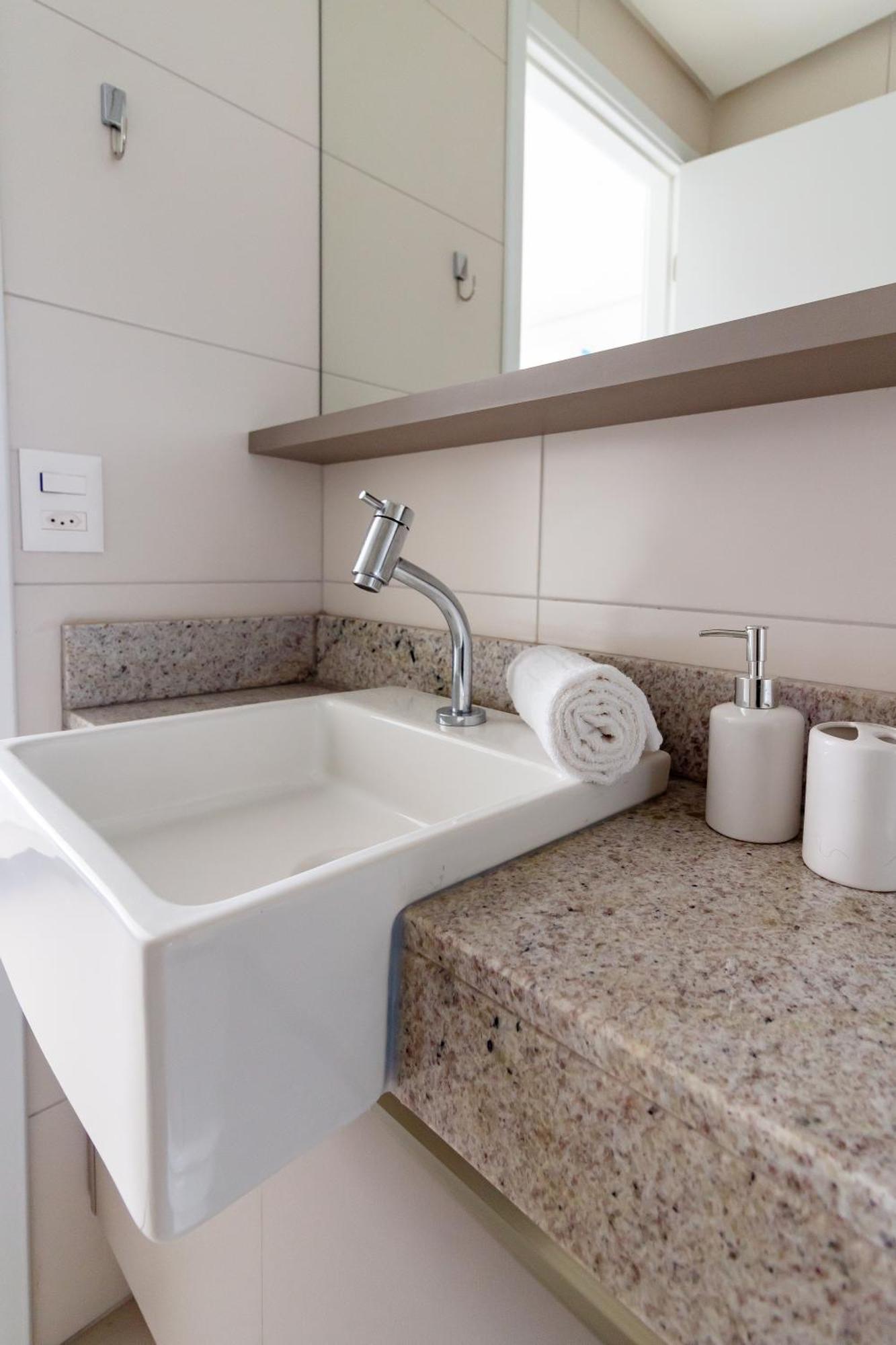 Com Vista Maravilhosa No Bairro Do Pina! Cozinha Completa, Wi-fi, Ar Condicionado E Maquina De Lavar - Com Estacionamento, Recepcao 24h, Piscina E Academia Apartment *